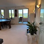 Lakeview 施卢赫湖