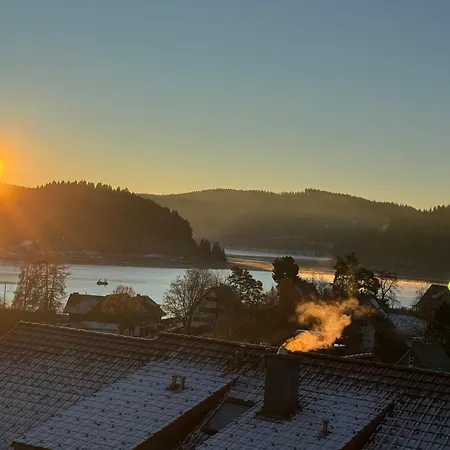 Lakeview דירה שלוכזי